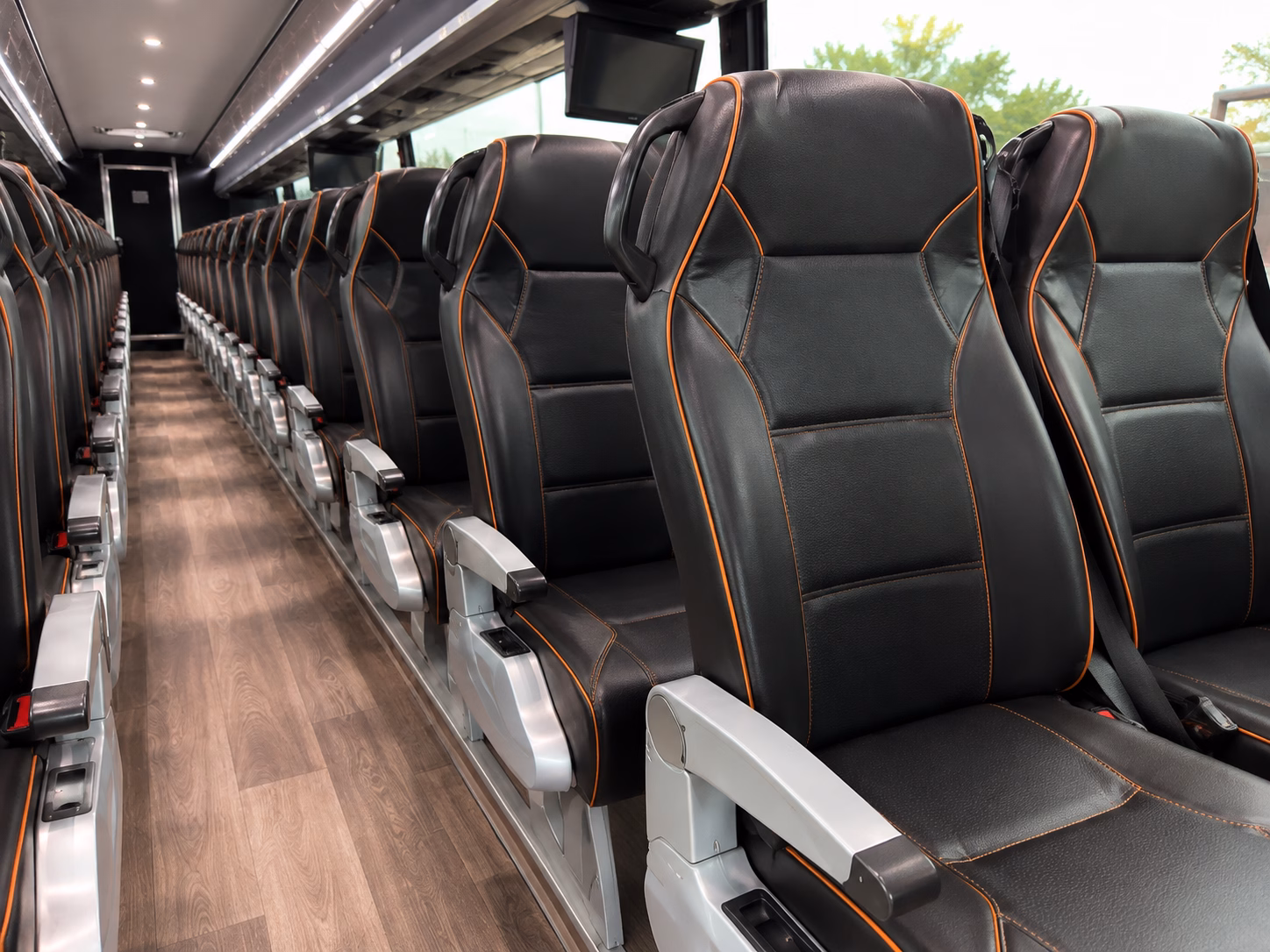 airport transfers between mia opa locka and miami lakes