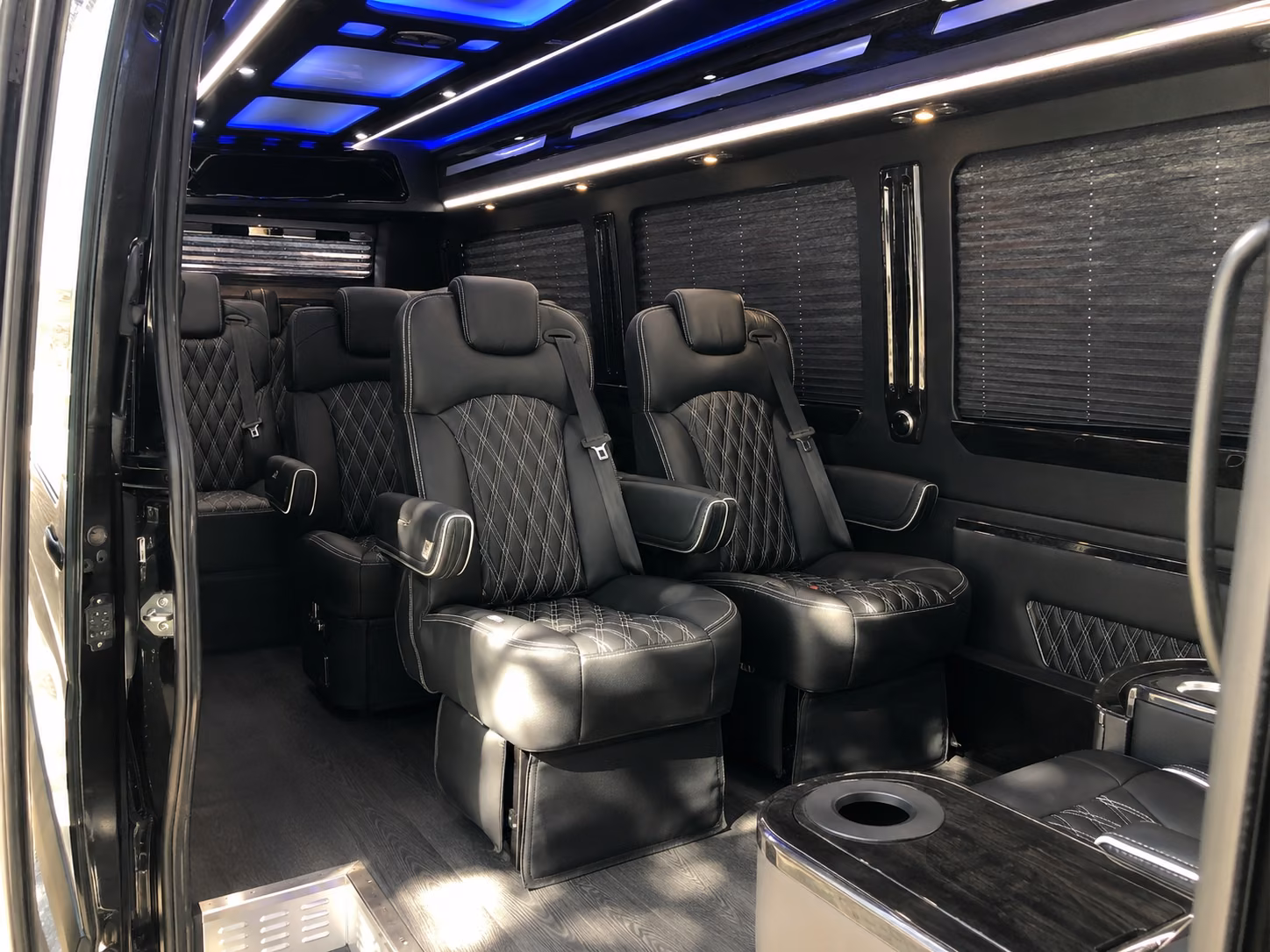 miami gardens airport shuttle bus rentals for private groups
