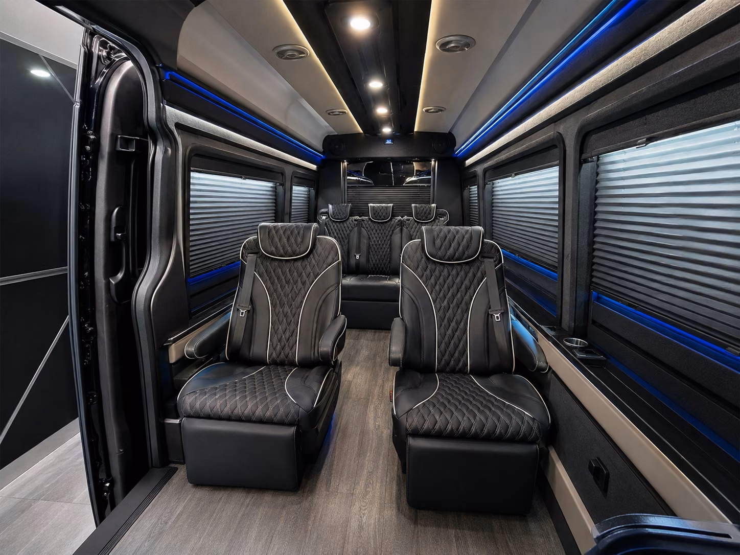 miami gardens airport shuttle buses for employees
