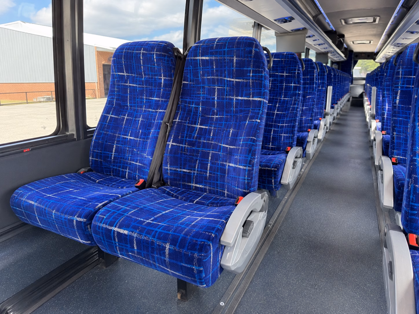 miami gardens airport shuttles for military and government travel